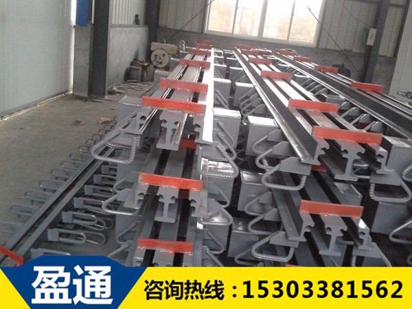 長(zhǎng)沙公路橋梁伸縮縫焊接時(shí)要注意點(diǎn)什么呢?